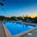Relax House Surrounded By Olives And Vineyard ヴィラ Stifanići