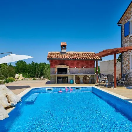 Relax House Surrounded By Olives And Vineyard * Stifanići