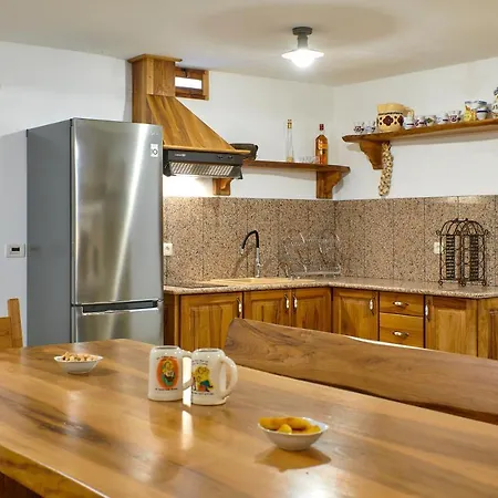 וילה Relax House Surrounded By Olives And Vineyard *