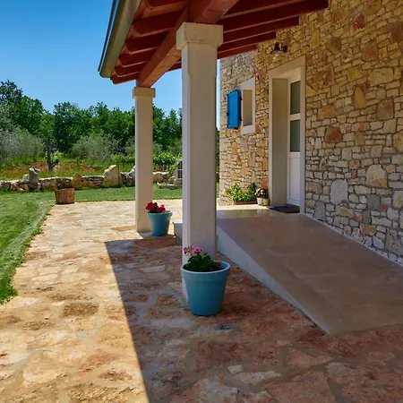 וילה Relax House Surrounded By Olives And Vineyard *