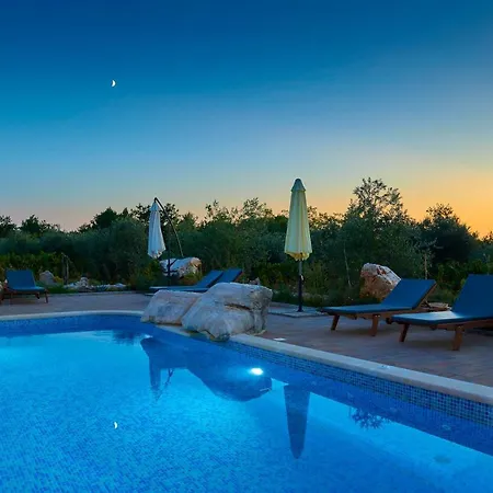 וילה Relax House Surrounded By Olives And Vineyard