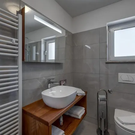 Relax House Surrounded By Olives And Vineyard Vila