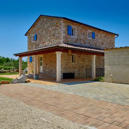 Villa Relax House Surrounded By Olives And Vineyard Stifanici